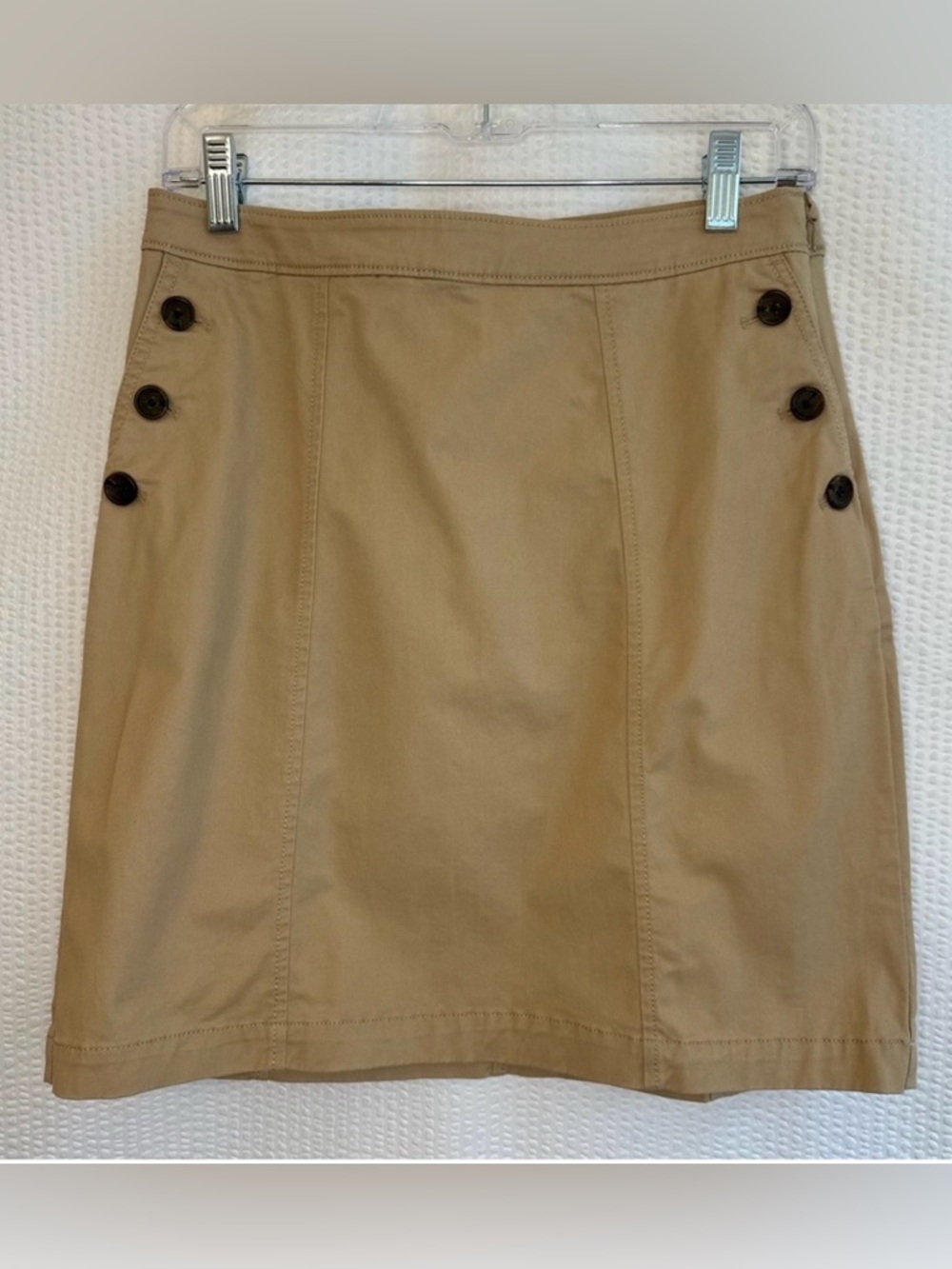Banana Republic Women’s Tan Skirt Size: 2 NWT